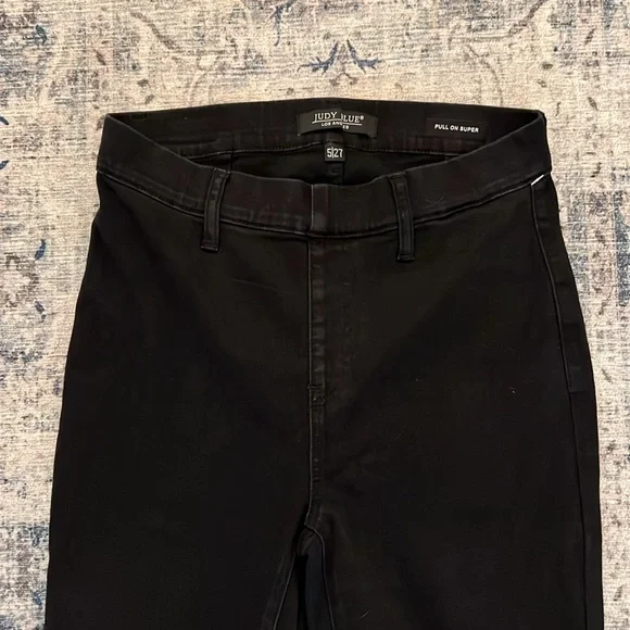 Judy Blue Black Pull-On Stretch Super Flare - Picture 3 of 4